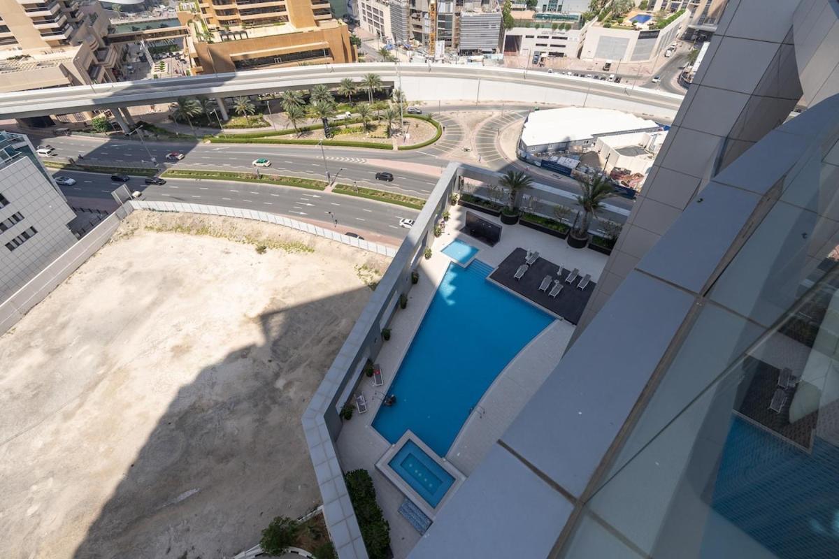 Bright 1-Bedroom With View Dubai Marina Exterior photo