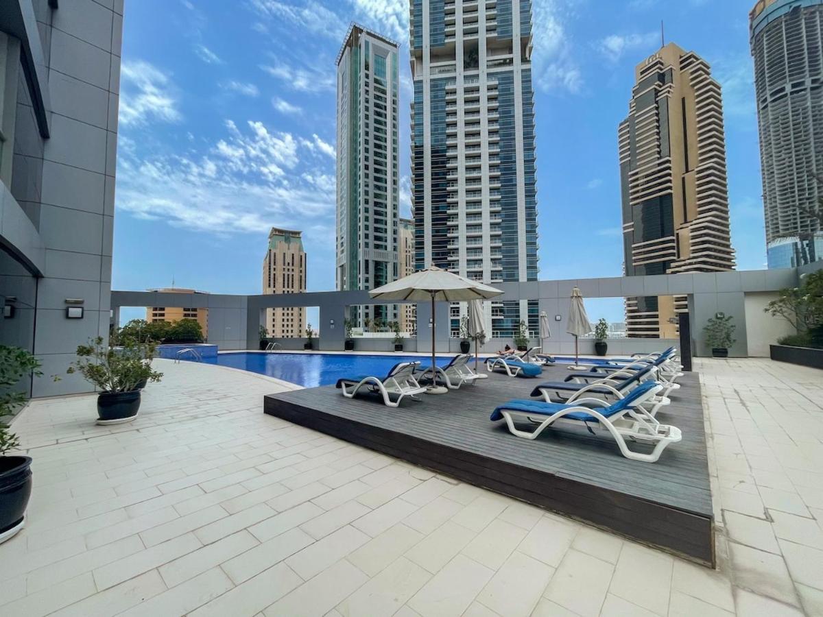 Bright 1-Bedroom With View Dubai Marina Exterior photo