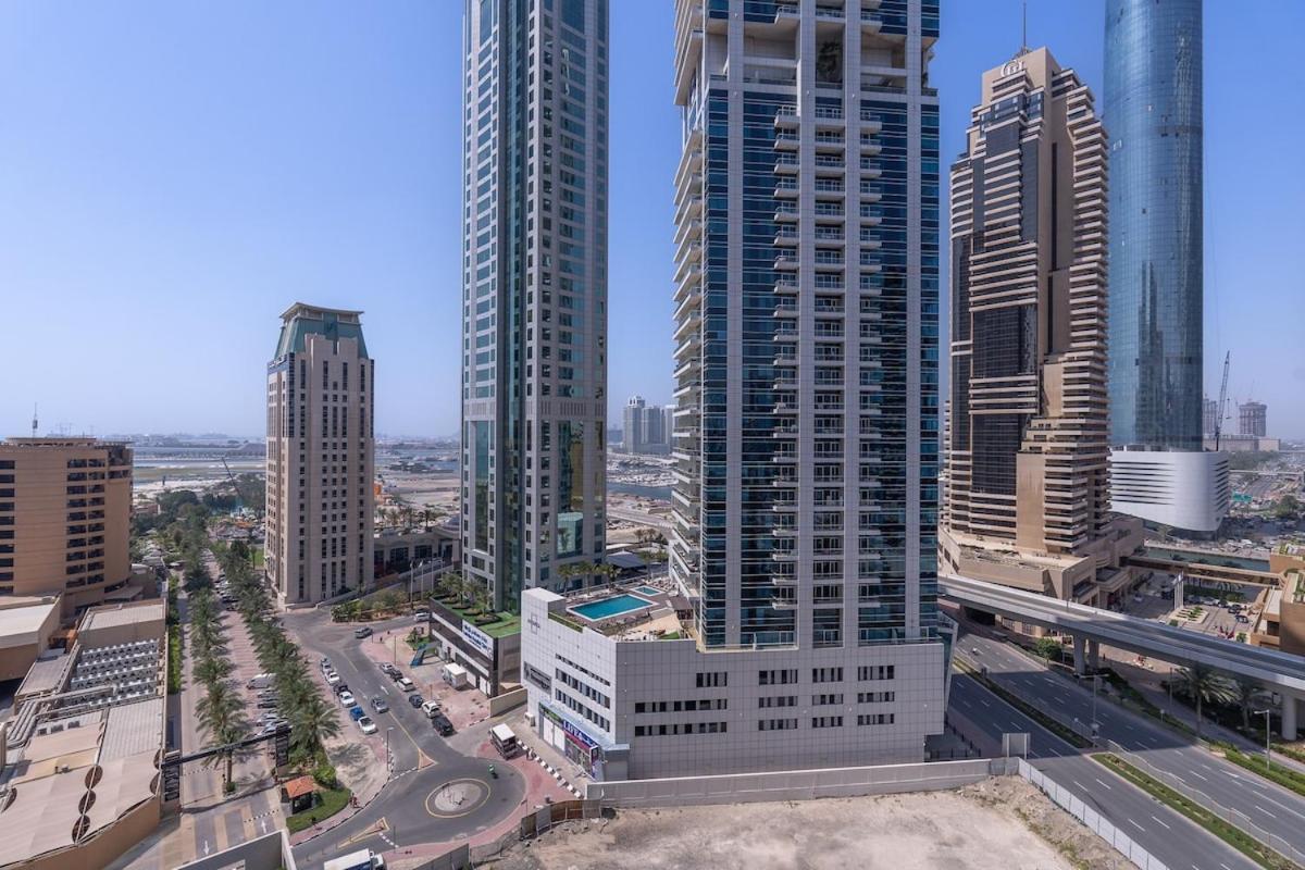 Bright 1-Bedroom With View Dubai Marina Exterior photo